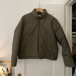 Brandy Melville Macy Cropped Cotton Puffer Jacket in Olive Green